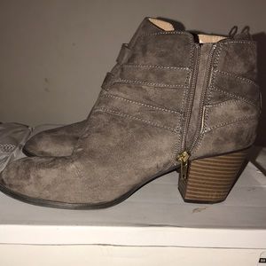 Express heeled booties!